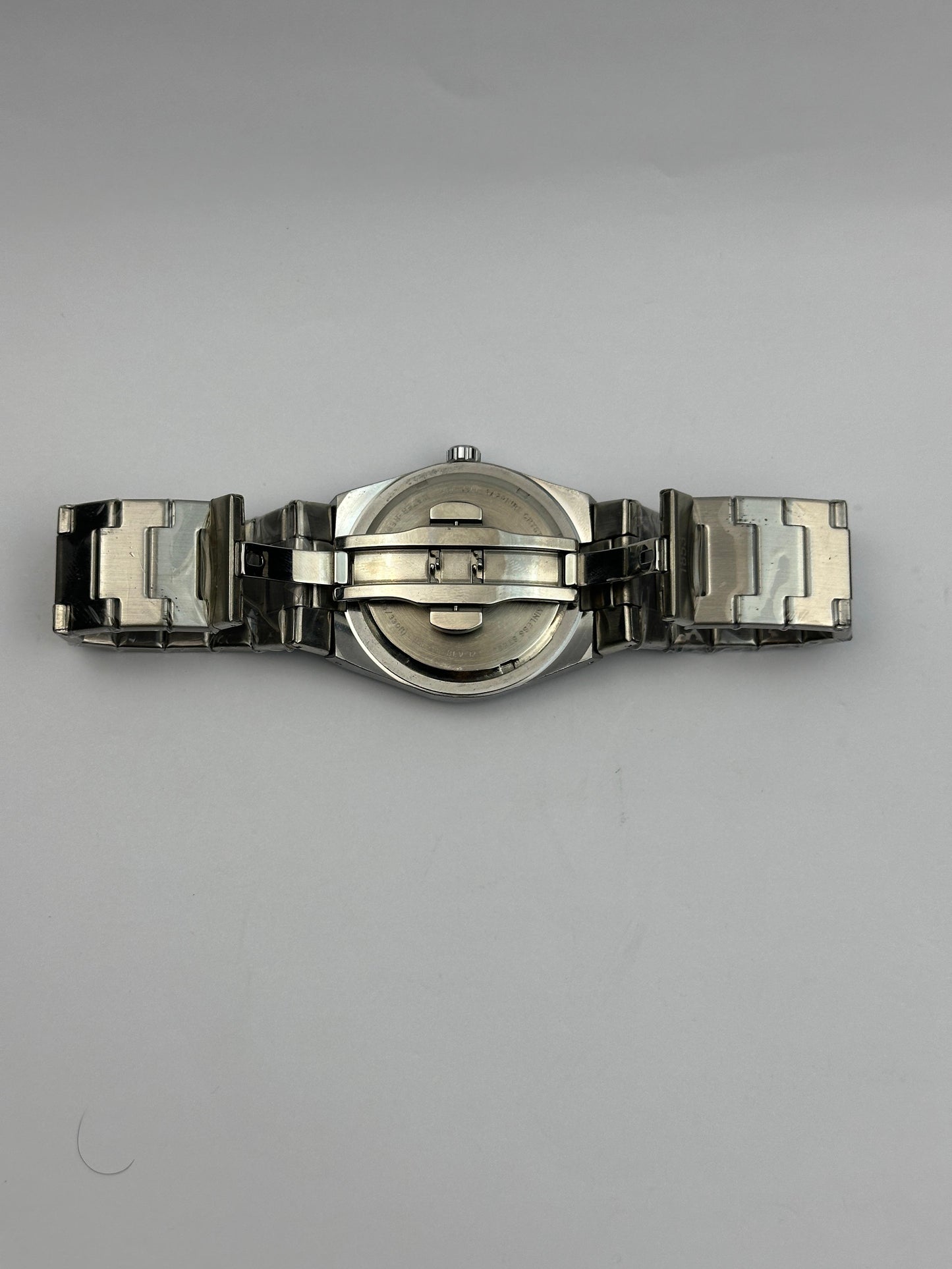 Men's Tissot Stainless Steel Watch – Green Textured Dial with Date | Tick Empire