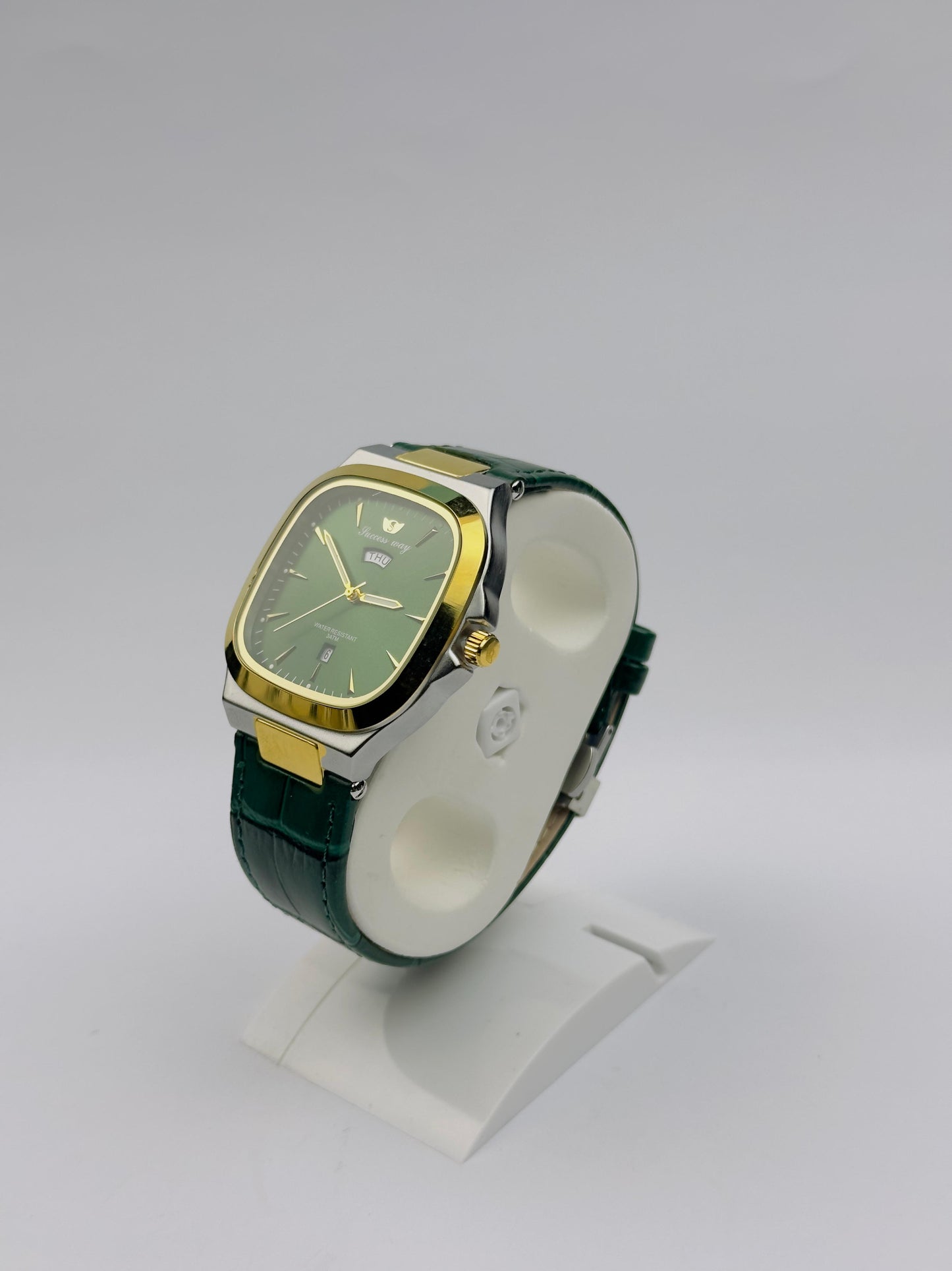 Success way Men’s Classic Cushion-Case Watch – Green Dial with Day & Date | Tick Empire