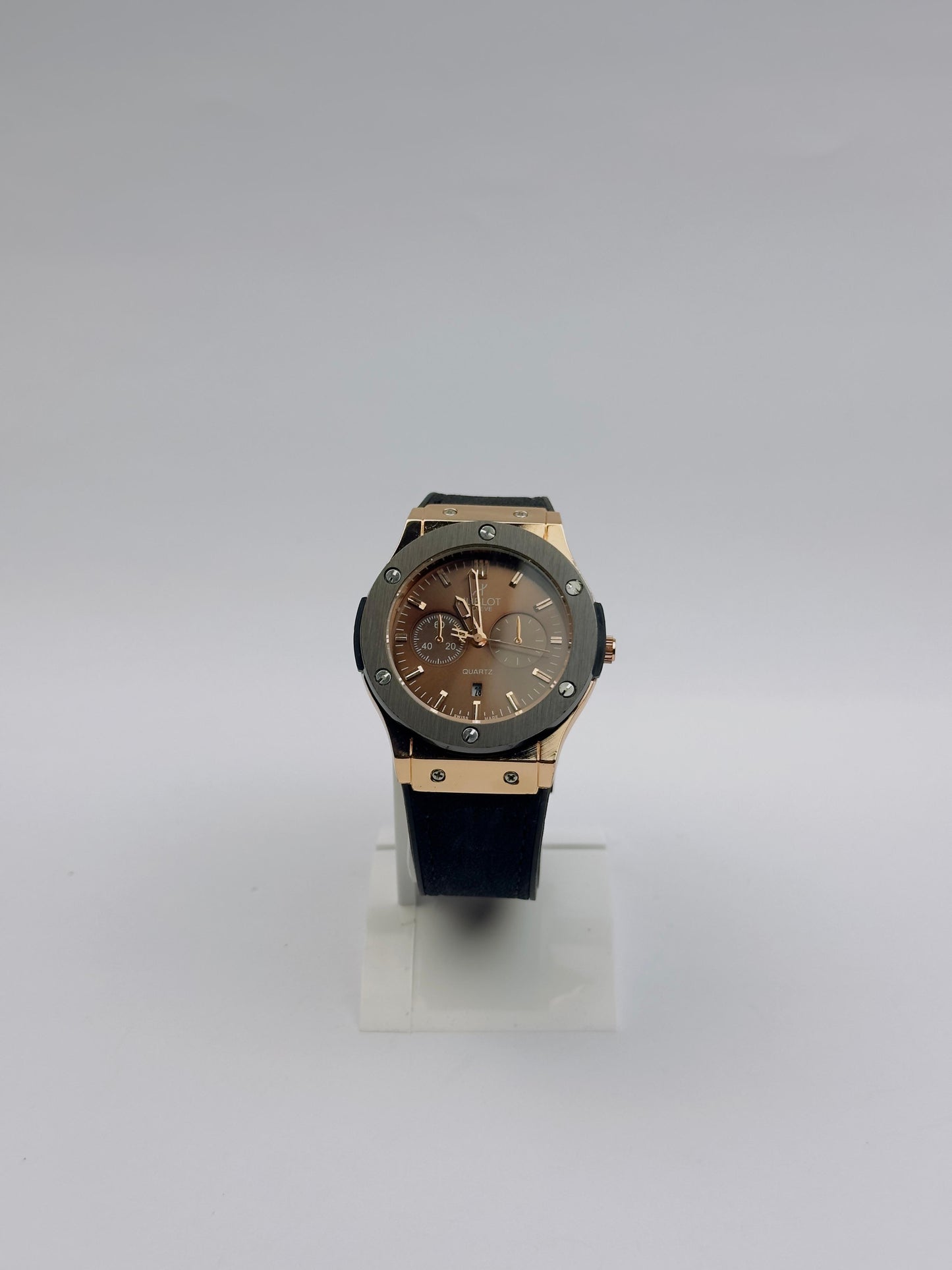 Men’s Hublot Chronograph Watch – Rose Gold with Black Silicone Strap | Tick Empire