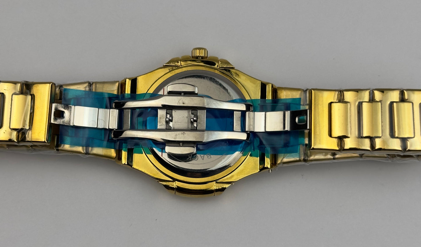 Men’s Patek Philippe All-Gold Stainless Steel Watch – Gold Dial Nautilus Style | TickEmpire