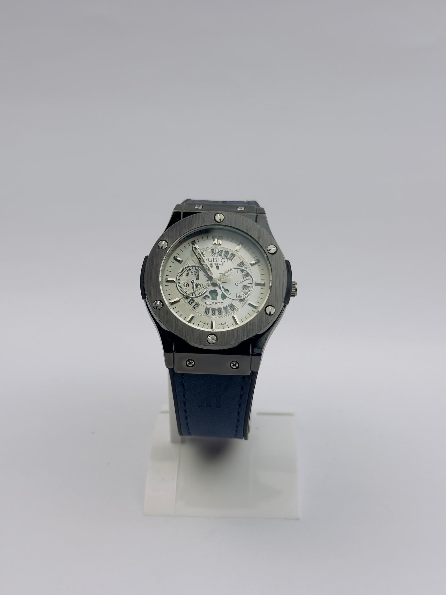 12pcs Men’s Watch Deal – Mixed Brand Stainless Steel & Gold-Tone Designer Styles